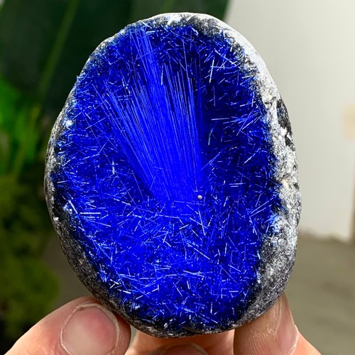 95g goethite crystal - 95g, quartz